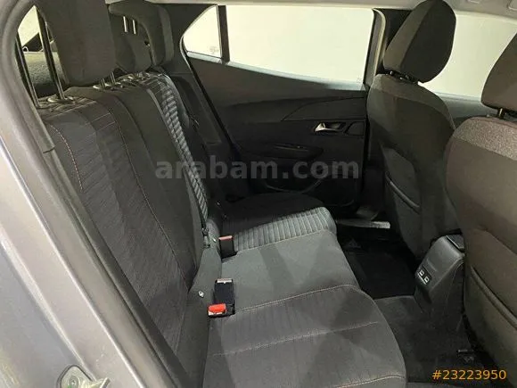 Peugeot 2008 1.2 PureTech Active Image 9