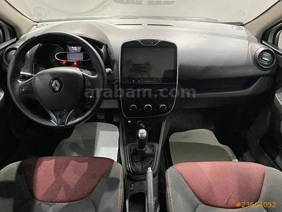 Renault Clio 1.5 dCi Joy Image 10