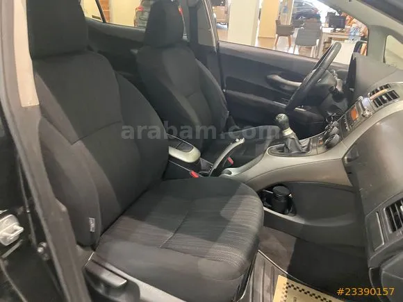 Toyota Auris 1.4 D-4D Comfort Image 10