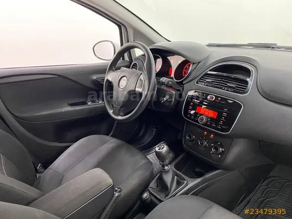 Fiat Punto 1.4 Popstar S&S Image 10