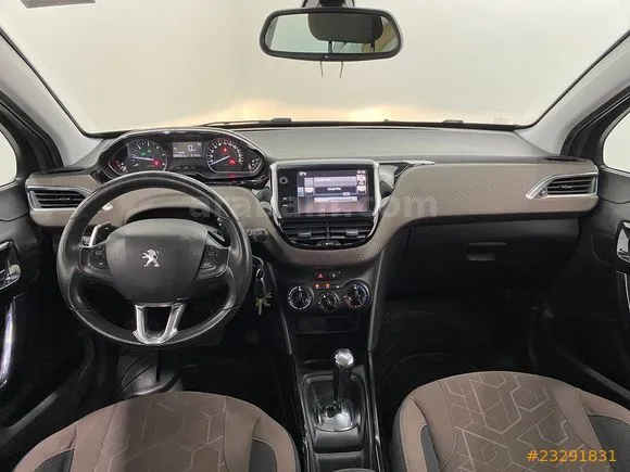 Peugeot 2008 1.6 e-HDi Active Image 9