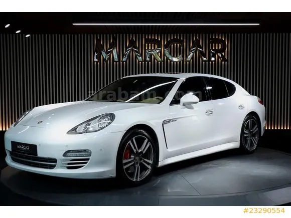 Porsche Panamera  Image 8