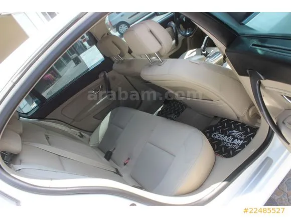 Renault Latitude 1.5 dCi Privilege Image 9