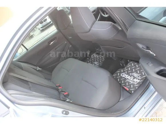 Toyota Corolla 1.5 Dream Image 9