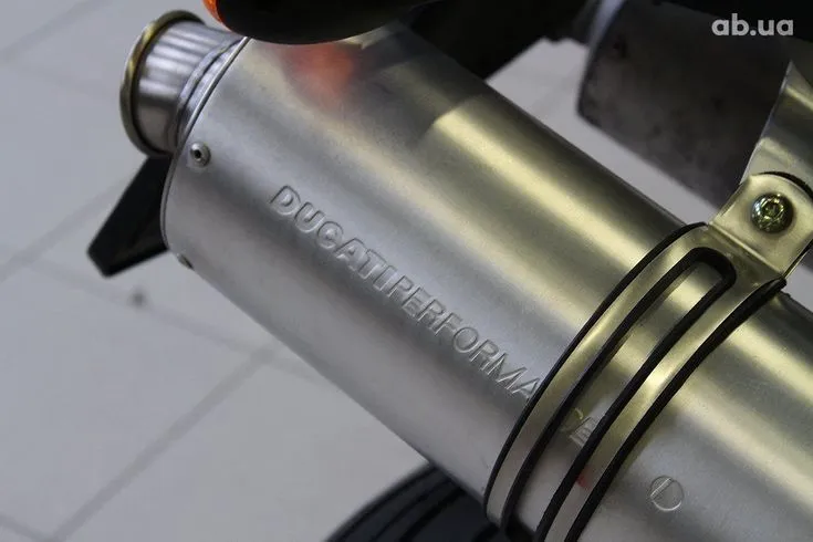 Ducati Monster  Image 5