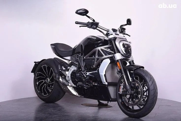 Ducati Xdiavel  Image 8